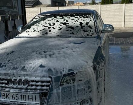 Сірий Ауді А4, об'ємом двигуна 2 л та пробігом 280 тис. км за 9200 $, фото 3 на Automoto.ua