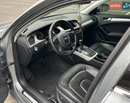 Сірий Ауді А4, об'ємом двигуна 1.8 л та пробігом 193 тис. км за 10000 $, фото 20 на Automoto.ua