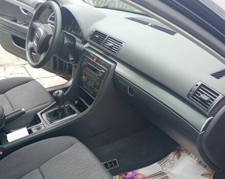 Серый Ауди А4, объемом двигателя 2 л и пробегом 209 тыс. км за 6600 $, фото 3 на Automoto.ua