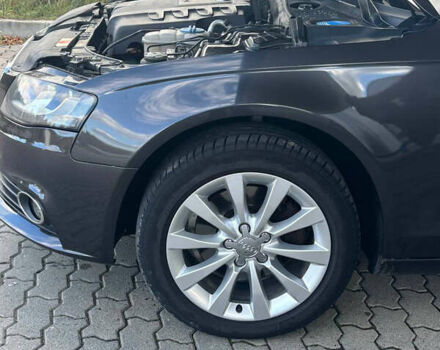 Серый Ауди А4, объемом двигателя 1.97 л и пробегом 308 тыс. км за 11000 $, фото 7 на Automoto.ua