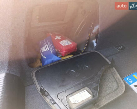 Сірий Ауді А4, об'ємом двигуна 1.8 л та пробігом 190 тис. км за 10499 $, фото 30 на Automoto.ua