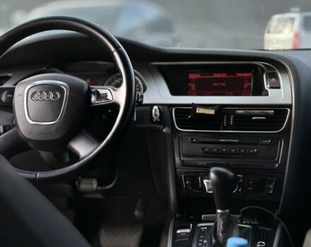 Серый Ауди А4, объемом двигателя 2 л и пробегом 290 тыс. км за 8999 $, фото 8 на Automoto.ua
