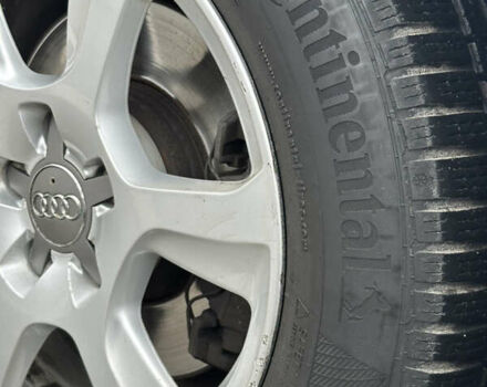 Сірий Ауді А4, об'ємом двигуна 1.8 л та пробігом 193 тис. км за 10000 $, фото 55 на Automoto.ua