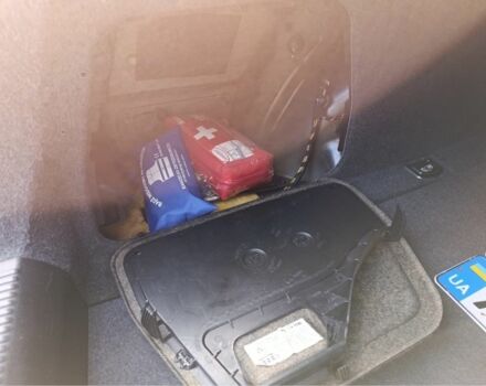 Серый Ауди А4, объемом двигателя 1.8 л и пробегом 190 тыс. км за 10499 $, фото 10 на Automoto.ua