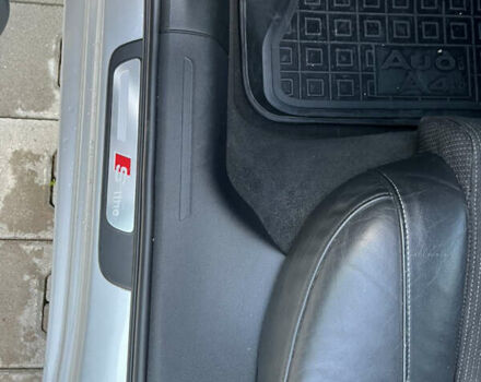 Сірий Ауді А4, об'ємом двигуна 2 л та пробігом 330 тис. км за 8200 $, фото 6 на Automoto.ua