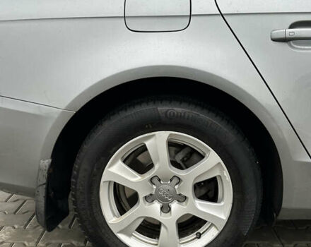 Сірий Ауді А4, об'ємом двигуна 1.8 л та пробігом 193 тис. км за 10000 $, фото 40 на Automoto.ua