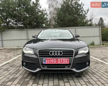 Серый Ауди А4, объемом двигателя 1.8 л и пробегом 212 тыс. км за 8500 $, фото 1 на Automoto.ua