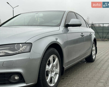 Сірий Ауді А4, об'ємом двигуна 1.8 л та пробігом 193 тис. км за 10000 $, фото 3 на Automoto.ua