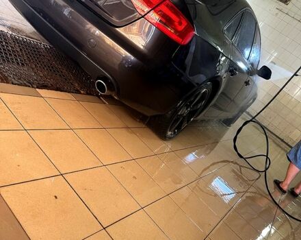 Серый Ауди А4, объемом двигателя 2.7 л и пробегом 477 тыс. км за 8800 $, фото 4 на Automoto.ua