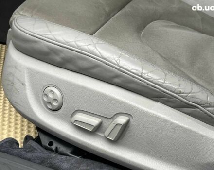 Сірий Ауді А4, об'ємом двигуна 2 л та пробігом 270 тис. км за 8990 $, фото 28 на Automoto.ua