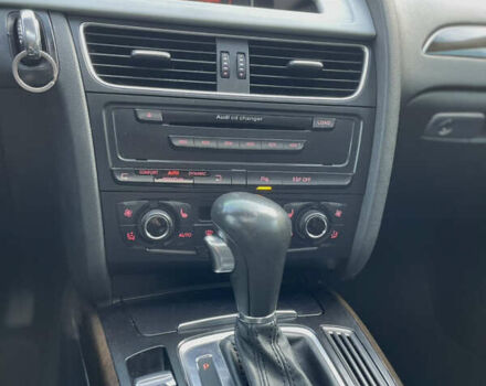 Сірий Ауді А4, об'ємом двигуна 2.7 л та пробігом 280 тис. км за 9800 $, фото 20 на Automoto.ua