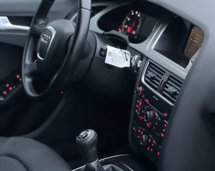 Серый Ауди А4, объемом двигателя 1.8 л и пробегом 210 тыс. км за 8900 $, фото 59 на Automoto.ua