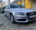 Сірий Ауді А4, об'ємом двигуна 1.8 л та пробігом 180 тис. км за 9000 $, фото 1 на Automoto.ua