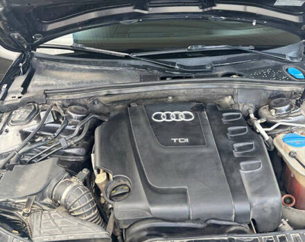 Серый Ауди А4, объемом двигателя 1.97 л и пробегом 308 тыс. км за 11000 $, фото 10 на Automoto.ua