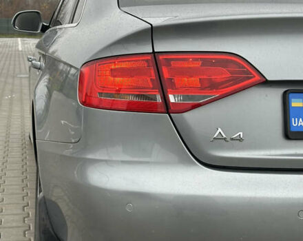 Сірий Ауді А4, об'ємом двигуна 1.8 л та пробігом 193 тис. км за 10000 $, фото 9 на Automoto.ua