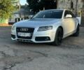 Сірий Ауді А4, об'ємом двигуна 2.7 л та пробігом 320 тис. км за 8999 $, фото 1 на Automoto.ua