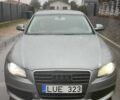 Серый Ауди А4, объемом двигателя 2 л и пробегом 231 тыс. км за 4489 $, фото 1 на Automoto.ua