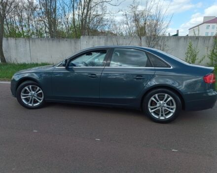 Серый Ауди А4, объемом двигателя 2 л и пробегом 317 тыс. км за 7300 $, фото 3 на Automoto.ua