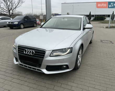 Серый Ауди А4, объемом двигателя 1.98 л и пробегом 239 тыс. км за 12500 $, фото 2 на Automoto.ua