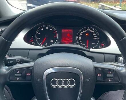 Сірий Ауді А4, об'ємом двигуна 1.78 л та пробігом 248 тис. км за 8950 $, фото 13 на Automoto.ua