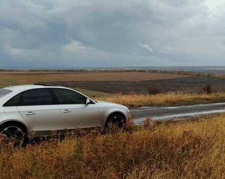 Серый Ауди А4, объемом двигателя 2 л и пробегом 225 тыс. км за 12000 $, фото 1 на Automoto.ua