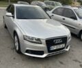 Сірий Ауді А4, об'ємом двигуна 2 л та пробігом 230 тис. км за 9500 $, фото 1 на Automoto.ua