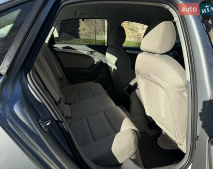 Сірий Ауді А4, об'ємом двигуна 2 л та пробігом 142 тис. км за 10200 $, фото 14 на Automoto.ua