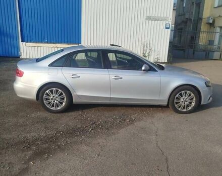 Сірий Ауді А4, об'ємом двигуна 1.8 л та пробігом 200 тис. км за 7500 $, фото 5 на Automoto.ua