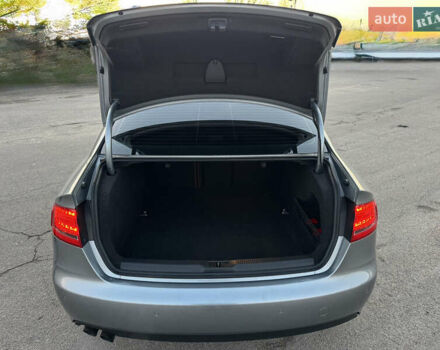 Серый Ауди А4, объемом двигателя 2 л и пробегом 194 тыс. км за 10999 $, фото 54 на Automoto.ua