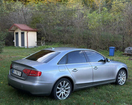 Ауді А4 2010 у Львові на Automoto.ua Сірий Ауді А4, об'ємом двигуна 2 л та пробігом 324 тис. км за 8900 $, фото 4 на Automoto.ua