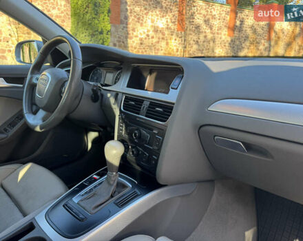 Сірий Ауді А4, об'ємом двигуна 2 л та пробігом 143 тис. км за 10200 $, фото 10 на Automoto.ua