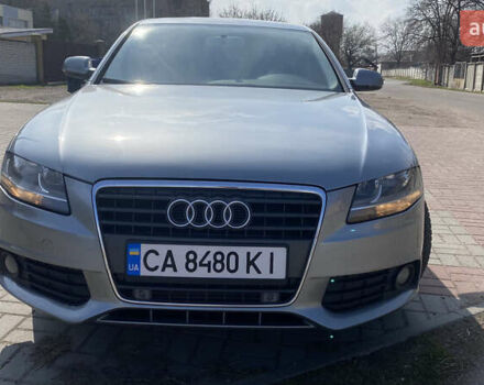 Серый Ауди А4, объемом двигателя 2 л и пробегом 300 тыс. км за 9100 $, фото 1 на Automoto.ua