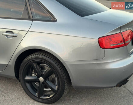 Серый Ауди А4, объемом двигателя 2 л и пробегом 194 тыс. км за 10999 $, фото 6 на Automoto.ua
