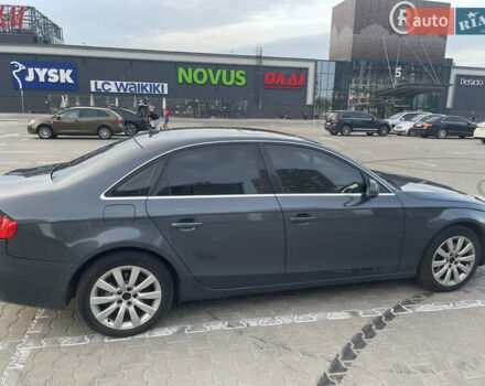 Ауди А4 2010 в Киеве на Automoto.ua Серый Ауди А4, объемом двигателя 1.98 л и пробегом 300 тыс. км за 8300 $, фото 2 на Automoto.ua