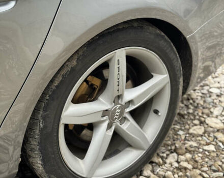 Сірий Ауді А4, об'ємом двигуна 1.98 л та пробігом 266 тис. км за 9400 $, фото 6 на Automoto.ua