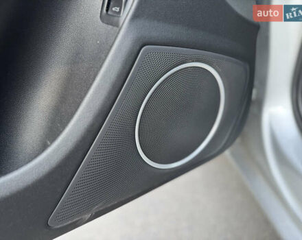 Сірий Ауді А4, об'ємом двигуна 1.98 л та пробігом 214 тис. км за 7500 $, фото 13 на Automoto.ua