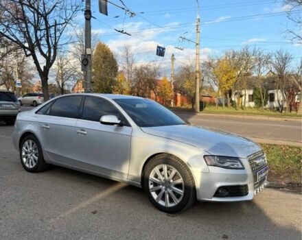 Сірий Ауді А4, об'ємом двигуна 2 л та пробігом 235 тис. км за 10500 $, фото 1 на Automoto.ua
