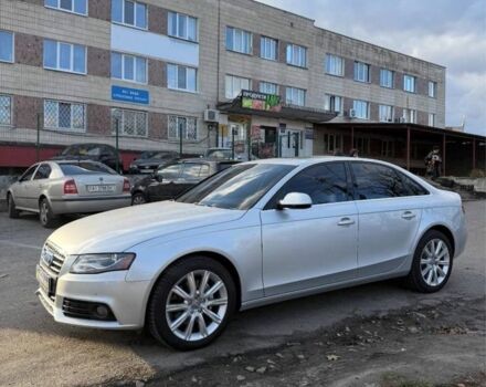 Сірий Ауді А4, об'ємом двигуна 2 л та пробігом 235 тис. км за 10500 $, фото 4 на Automoto.ua