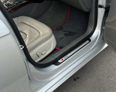 Сірий Ауді А4, об'ємом двигуна 1.98 л та пробігом 210 тис. км за 12500 $, фото 10 на Automoto.ua