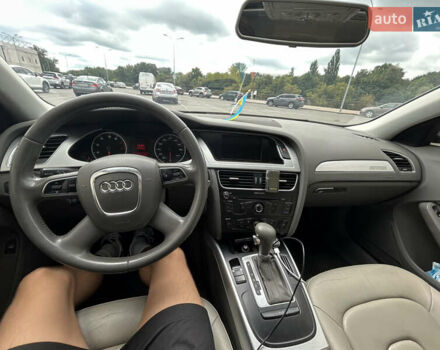 Серый Ауди А4, объемом двигателя 1.98 л и пробегом 150 тыс. км за 10000 $, фото 4 на Automoto.ua