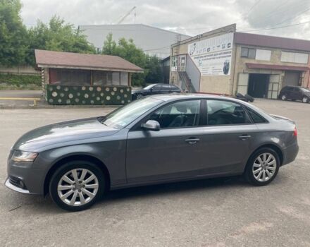 Сірий Ауді А4, об'ємом двигуна 2 л та пробігом 197 тис. км за 11700 $, фото 1 на Automoto.ua