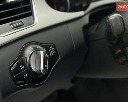 Сірий Ауді А4, об'ємом двигуна 1.98 л та пробігом 122 тис. км за 11600 $, фото 17 на Automoto.ua