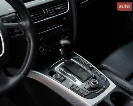 Сірий Ауді А4, об'ємом двигуна 2 л та пробігом 217 тис. км за 11999 $, фото 18 на Automoto.ua