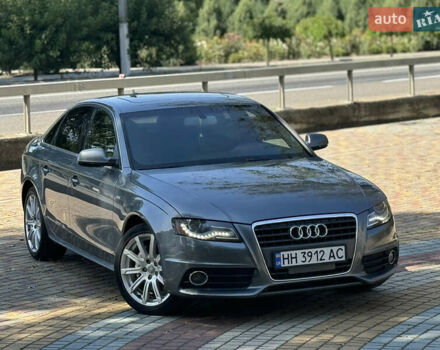 Сірий Ауді А4, об'ємом двигуна 2 л та пробігом 205 тис. км за 9700 $, фото 2 на Automoto.ua