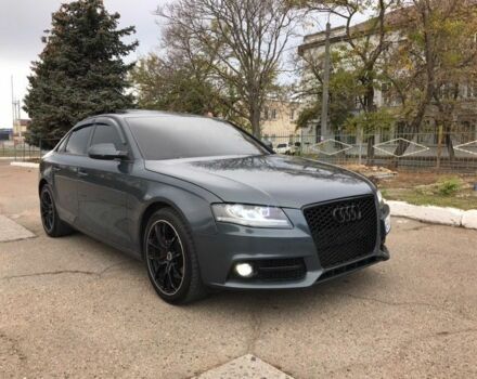 Серый Ауди А4, объемом двигателя 2 л и пробегом 230 тыс. км за 10000 $, фото 5 на Automoto.ua