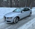 Серый Ауди А4, объемом двигателя 2 л и пробегом 200 тыс. км за 10500 $, фото 1 на Automoto.ua