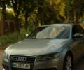Сірий Ауді А4, об'ємом двигуна 2 л та пробігом 250 тис. км за 8895 $, фото 1 на Automoto.ua