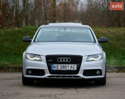 Сірий Ауді А4, об'ємом двигуна 2 л та пробігом 217 тис. км за 11999 $, фото 1 на Automoto.ua