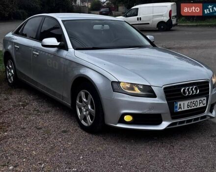 Сірий Ауді А4, об'ємом двигуна 1.8 л та пробігом 1 тис. км за 9999 $, фото 2 на Automoto.ua
