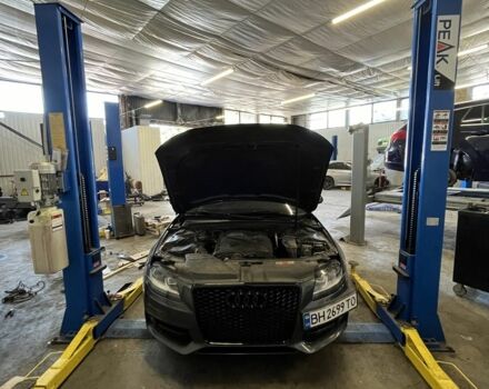 Серый Ауди А4, объемом двигателя 2 л и пробегом 230 тыс. км за 10000 $, фото 14 на Automoto.ua